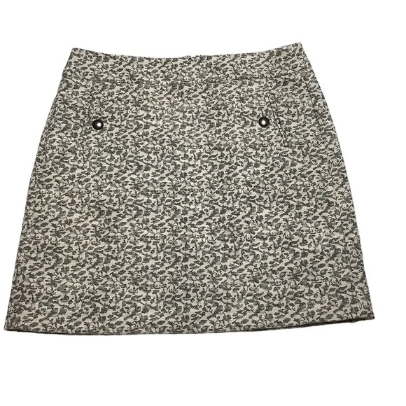 ANN TAYLOR LOFT Tapestry Short Skirt - Size 4P - Picture 7 of 12